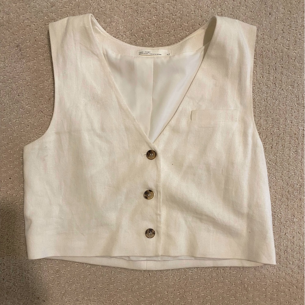 OAK + FORT Cream Button-Front Crop Vest